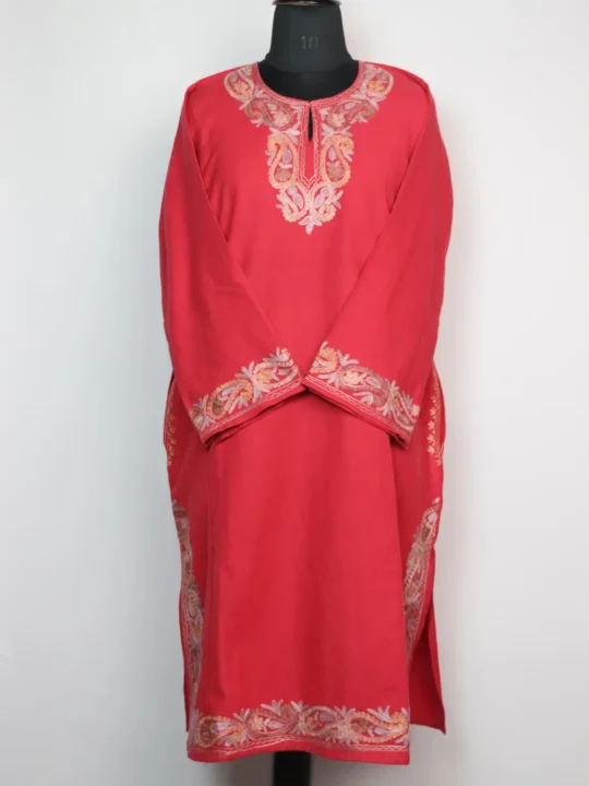 Woolen Pink Pheran in Cashmilon Wool with Aari Embroidery Haniya