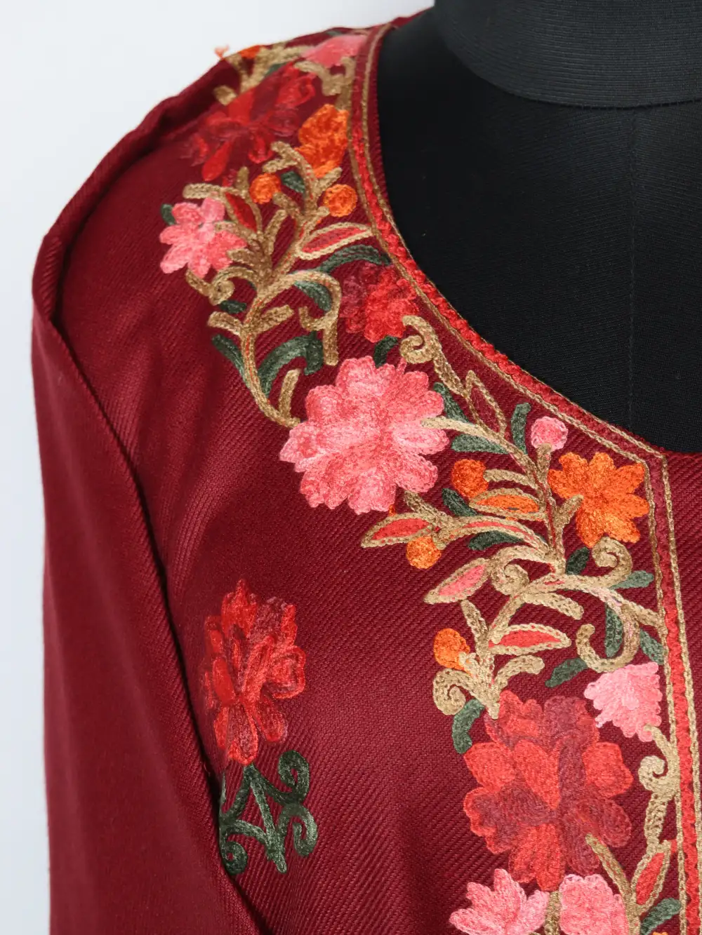 Maroon Cashmilon Woolen 3pc Kurta Set with Aari Embroidery - Image 2