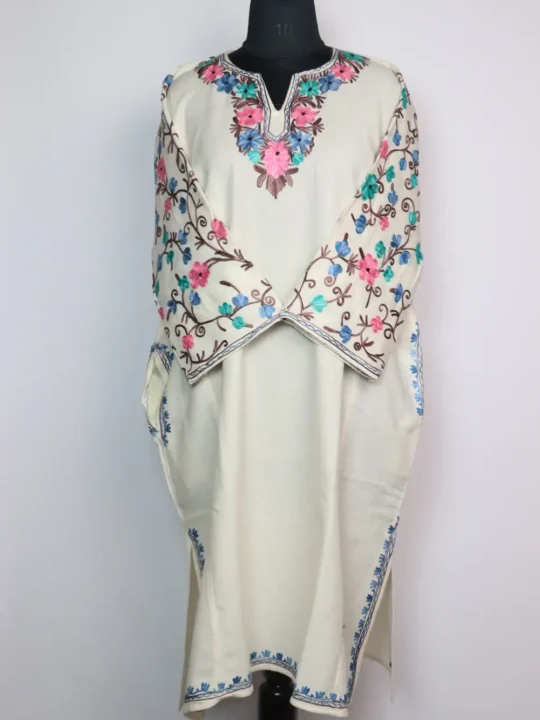 Embroidered White Pheran Naila in Cashmilon Wool with Sleeve Jaal Aari