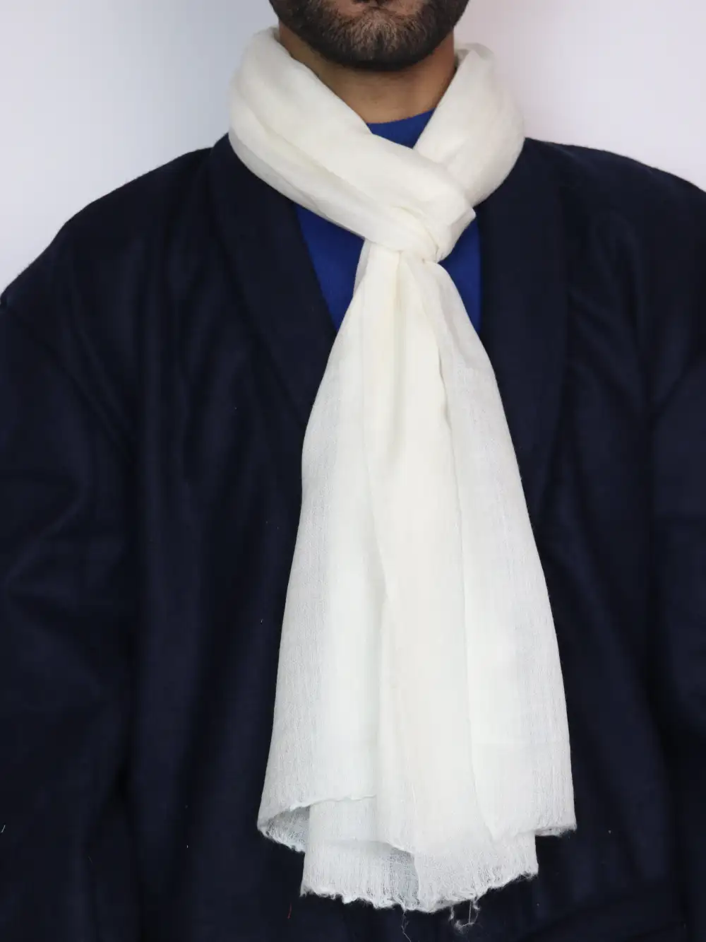 Kashmiri Wool White Muffler for both Men and Women