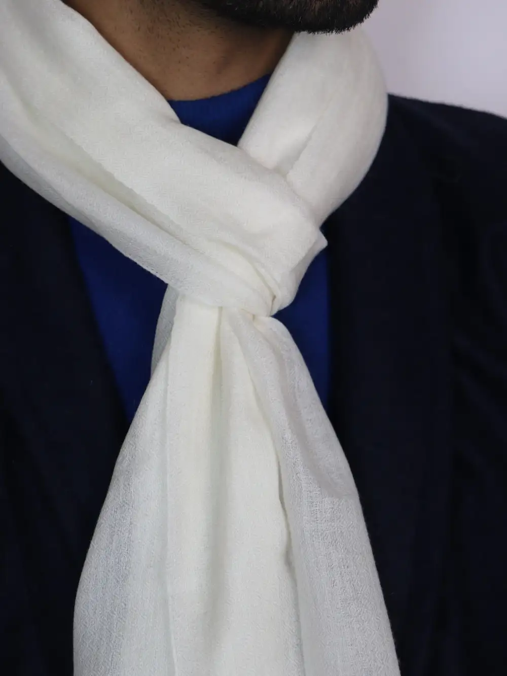 Kashmiri Wool White Muffler for both Men and Women - Image 2