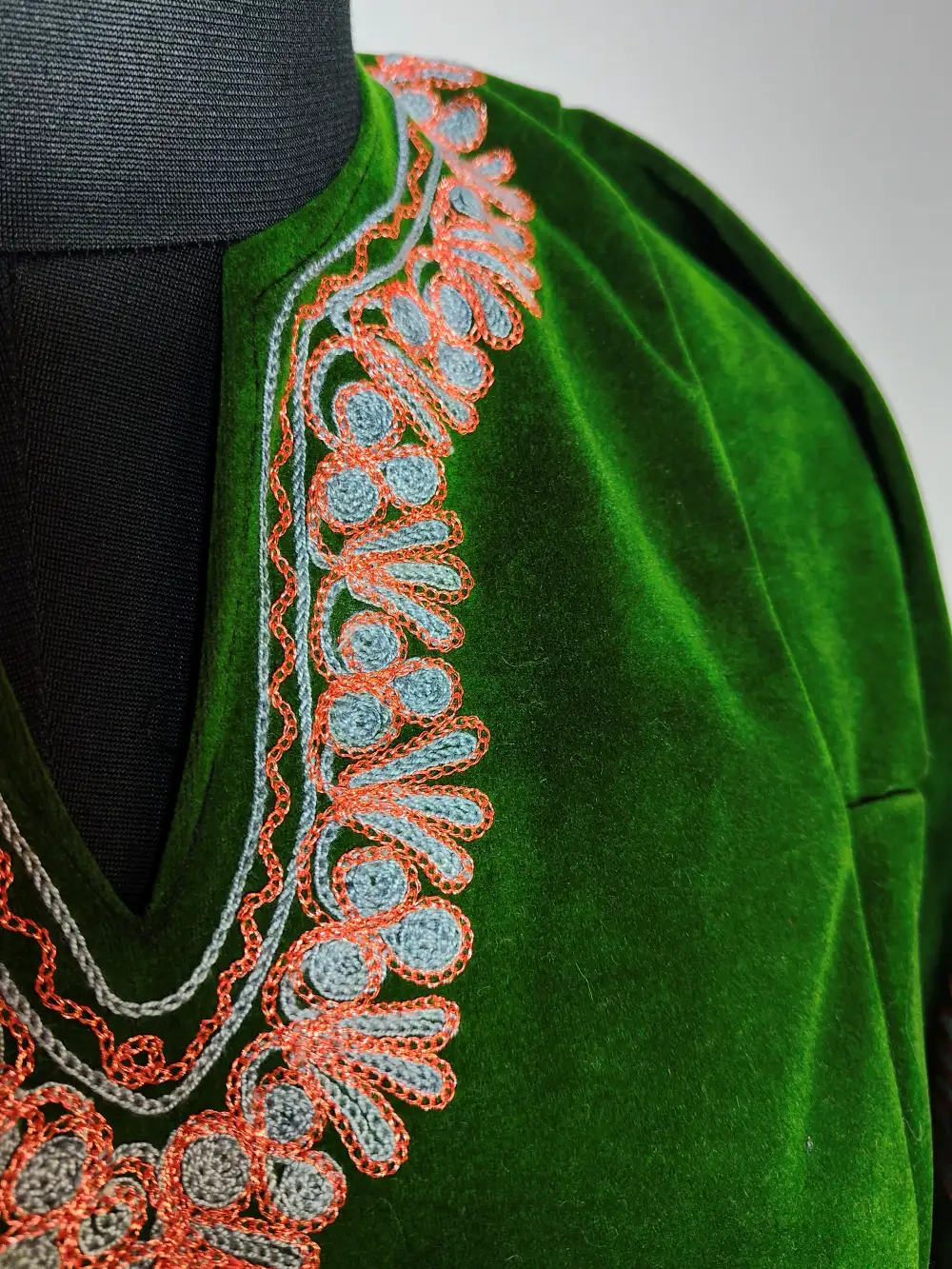 Green Velvet Pheran with Zari Work Gulnoor (7-8 years) - Image 2