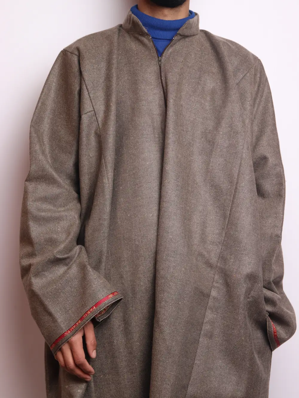 Bad-e-Khass Kashmiri Brown Pheran in Tweed - Image 3