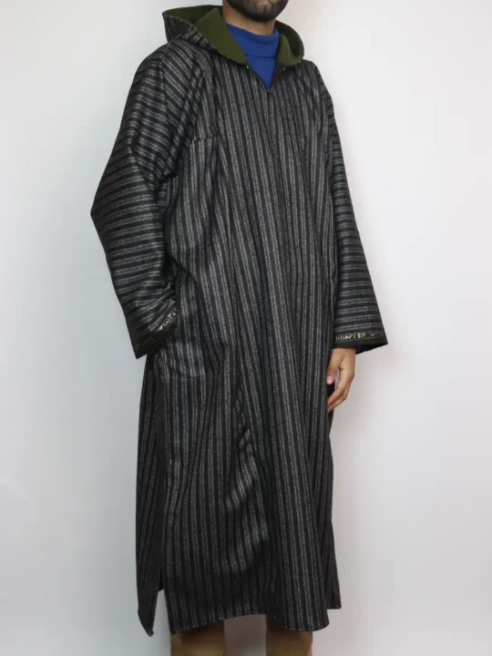 Bad-e-Khass Kashmiri Pheran in Black Tweed