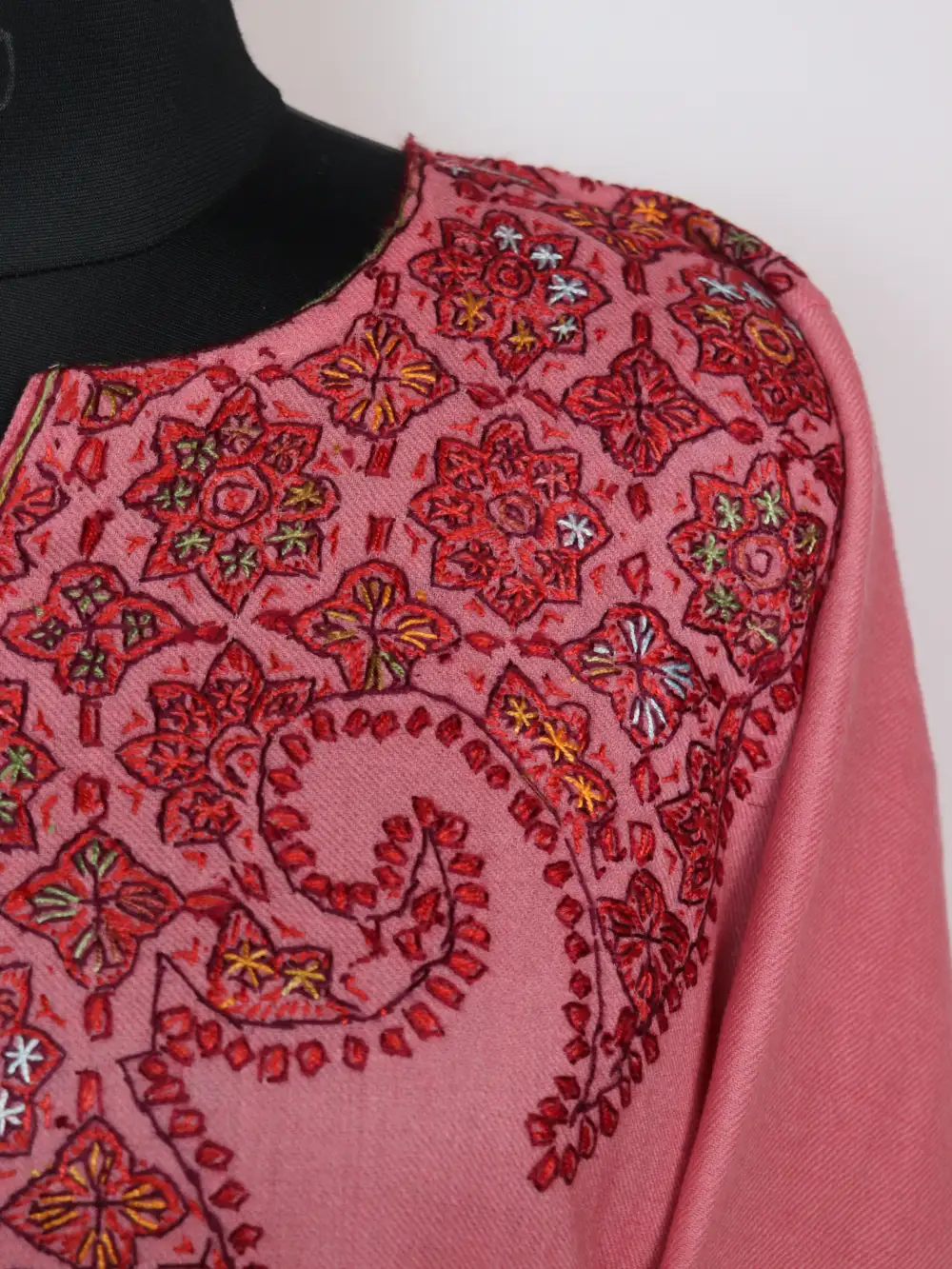 Loose Baby Pink Pheran Mirza in Raffal Wool with Hand Sozni Embroidery - Image 3