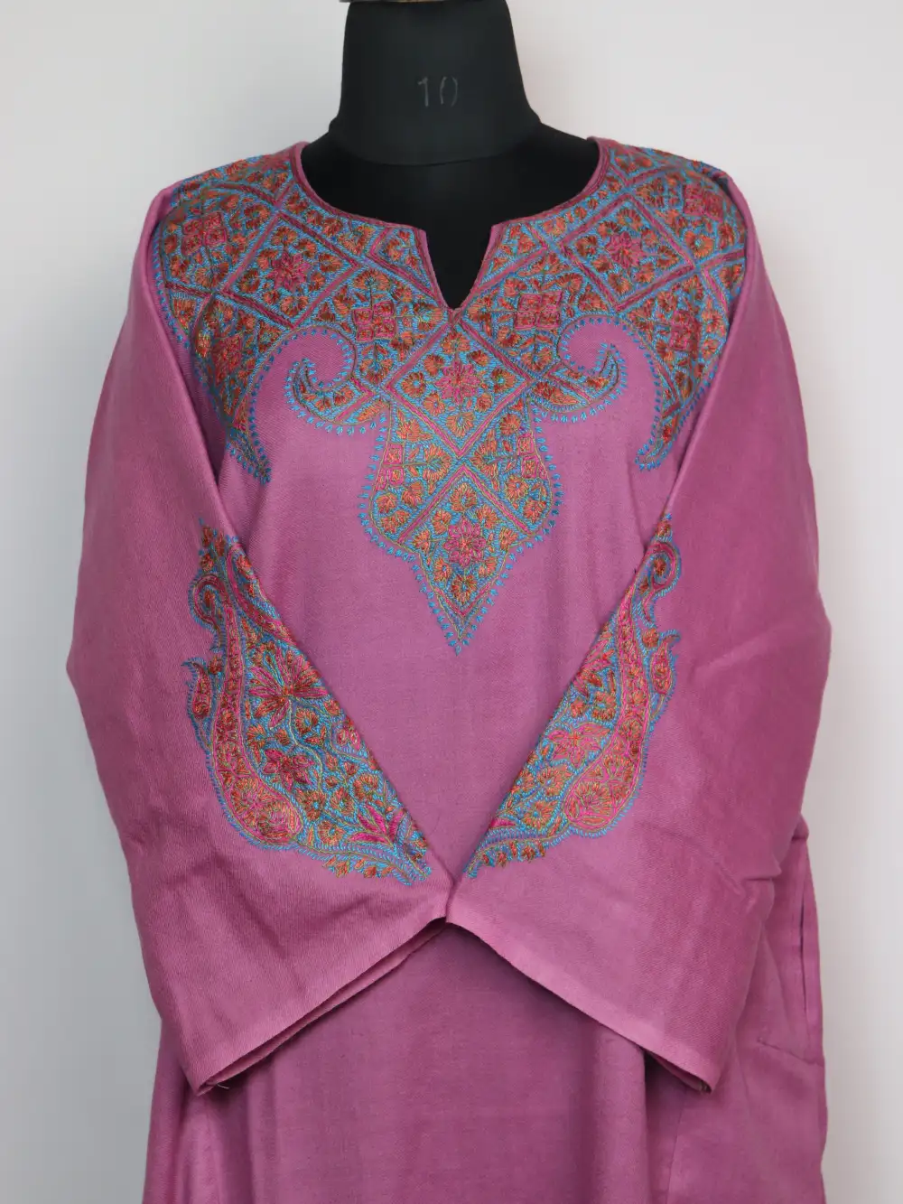 Mirza Pink Pheran with Hand Sozni Work in Raffal Wool - Image 2
