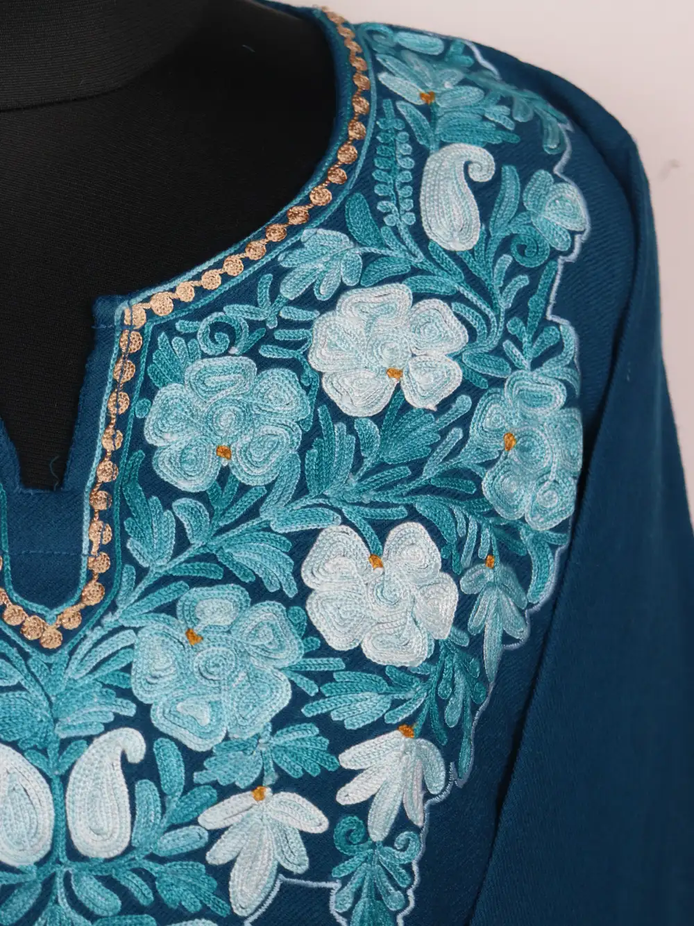 Raffal Wool Saqeen Scalping Teal Blue Pheran with Heavy Border and Sleeve Aari and Zari Work - Image 2