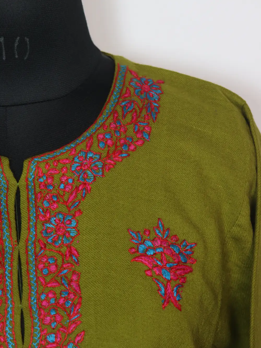 Kashmiri Raffal Wool Rehbar Green Pheran with Hand Sozni Embroidery - Image 3