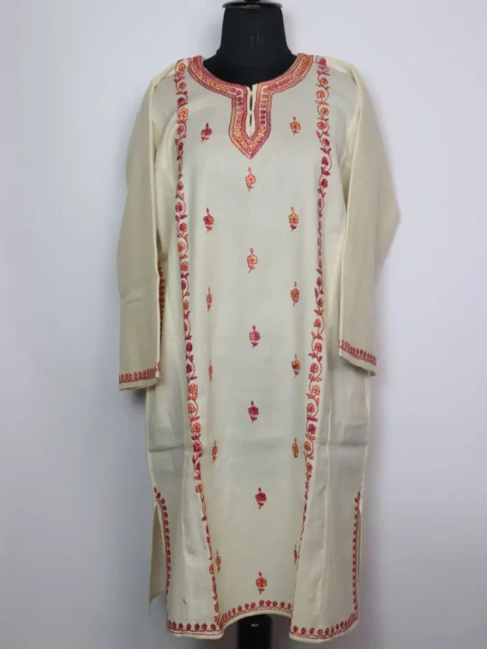Kashmiri Raffal Wool White Pheran with Hand Sozni Embroidery Nafes