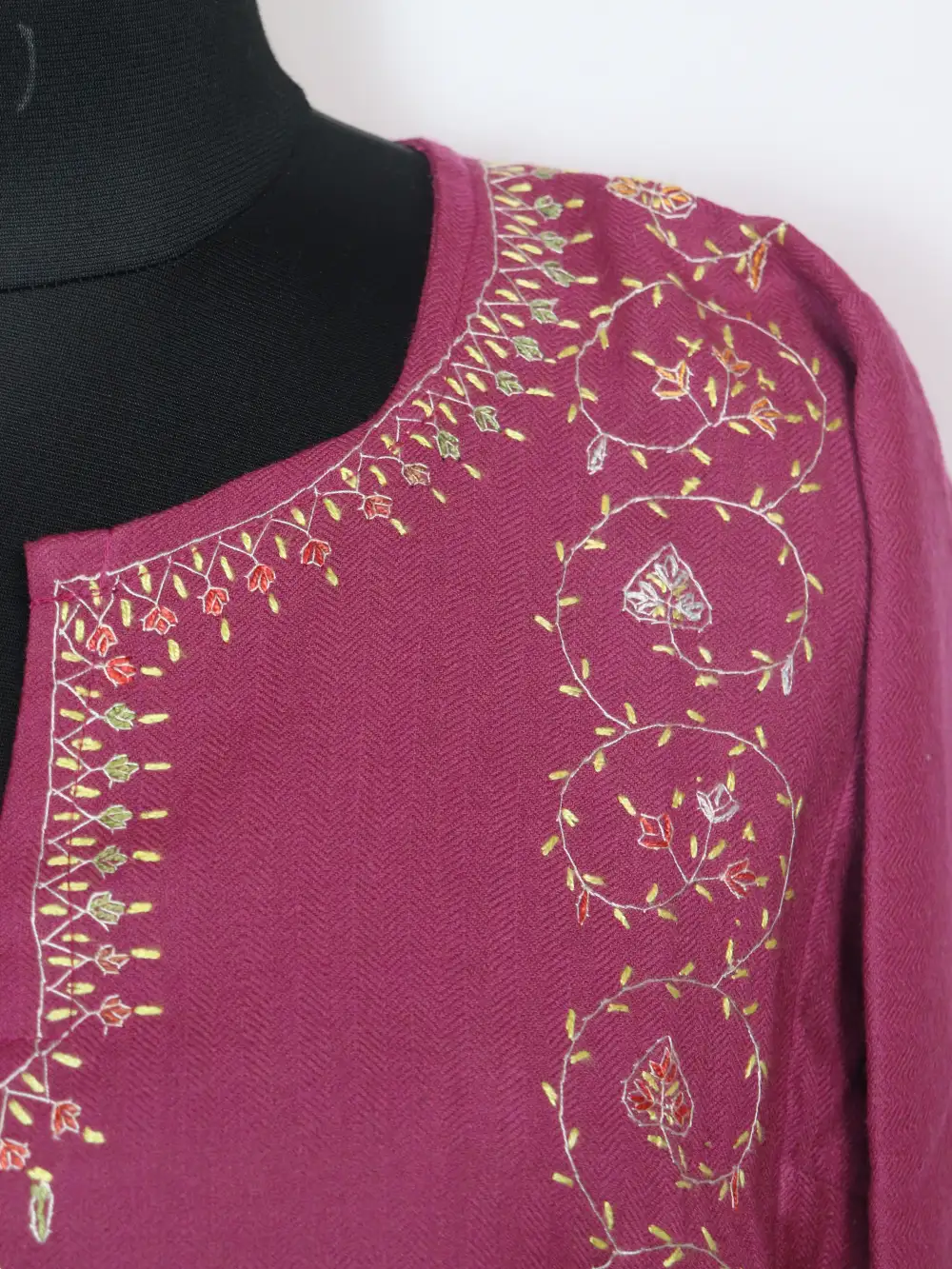 Dark Pink Kashmiri Raffal Wool Pheran with Bushra Hand Sozni Embroidery - Image 3
