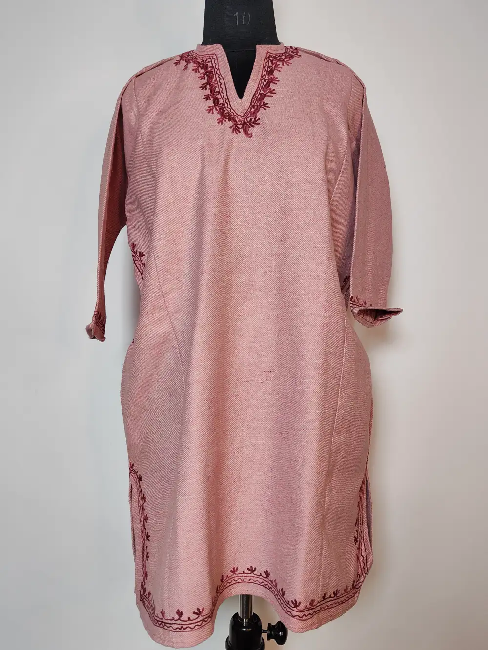 Girls Light Pink Tweed Minsa Pheran with Aari Work