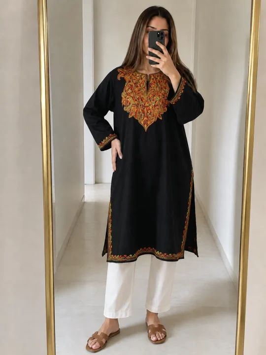 Black Jalwa Pheran in Cashmilon Wool with Aari Work