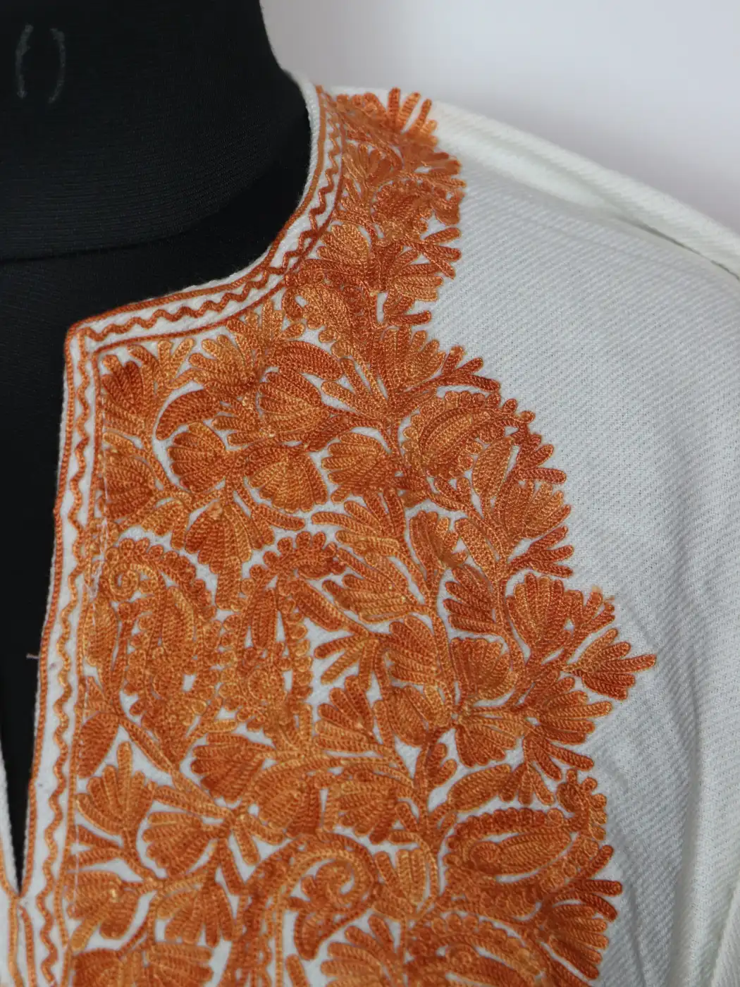 Qudrat White Cashmilon Aari Embroidered Pheran - Image 2