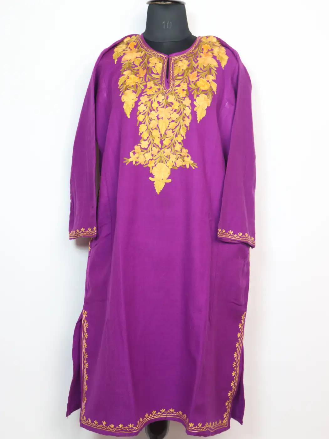 Light Purple Shalimar Cashmilon Wool Pheran With Aari Embroidery