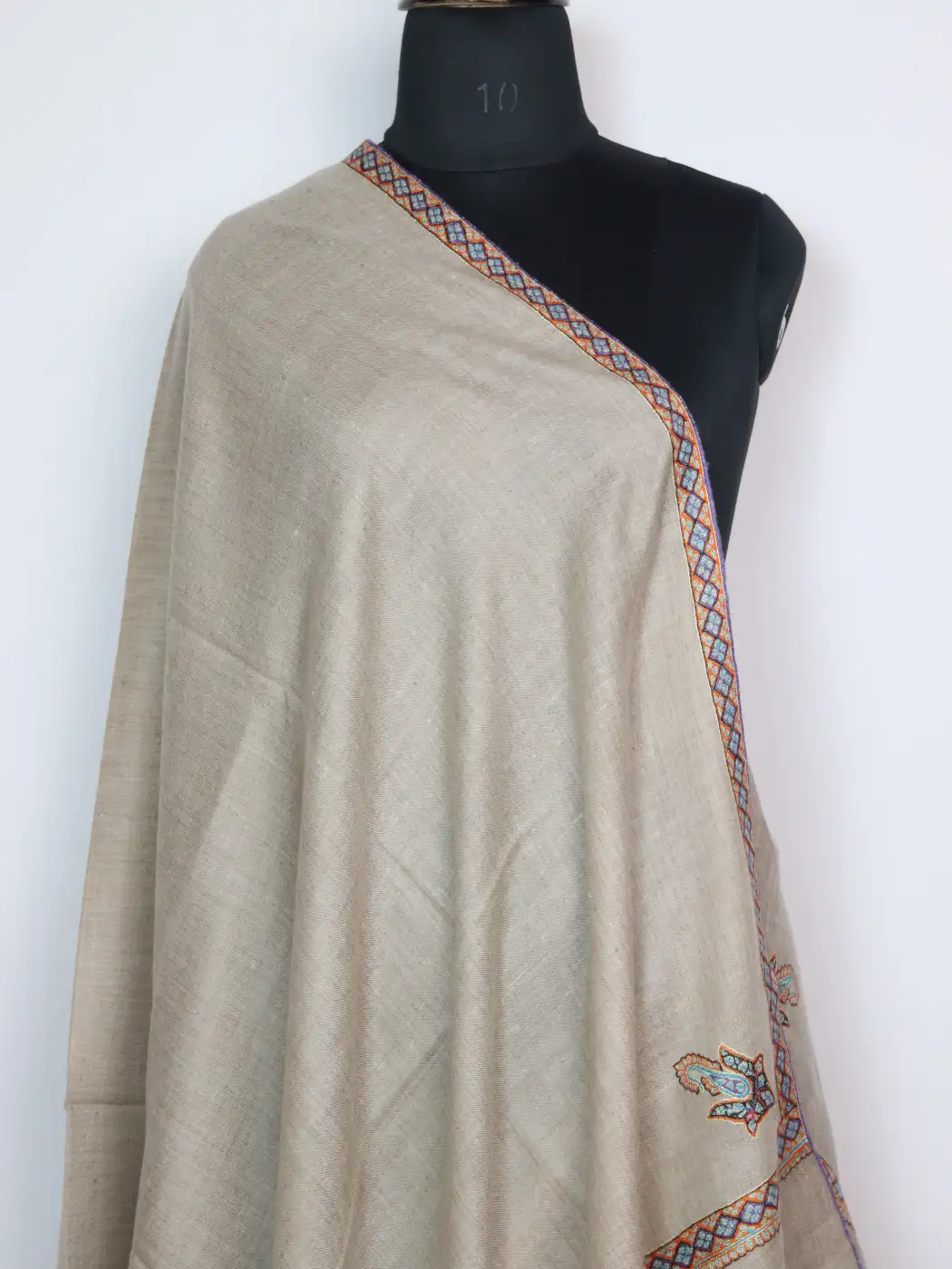 Adah Beige Pure Pashmina Shawl with Sozni Hand Work - Image 2