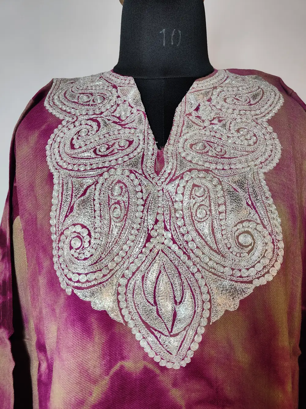 Afsana Dual Shade Raffal Wool Pheran with Botte Tilla Work - Image 2