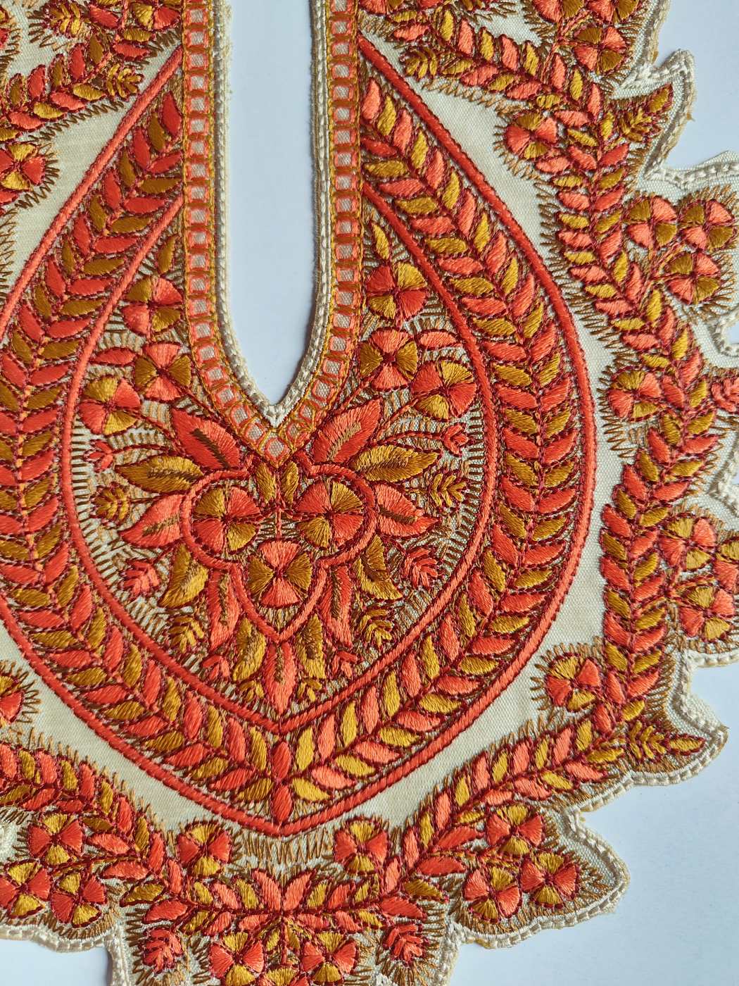 Mehak Cream Patch with Lace | Sozni Embroidery - Image 2