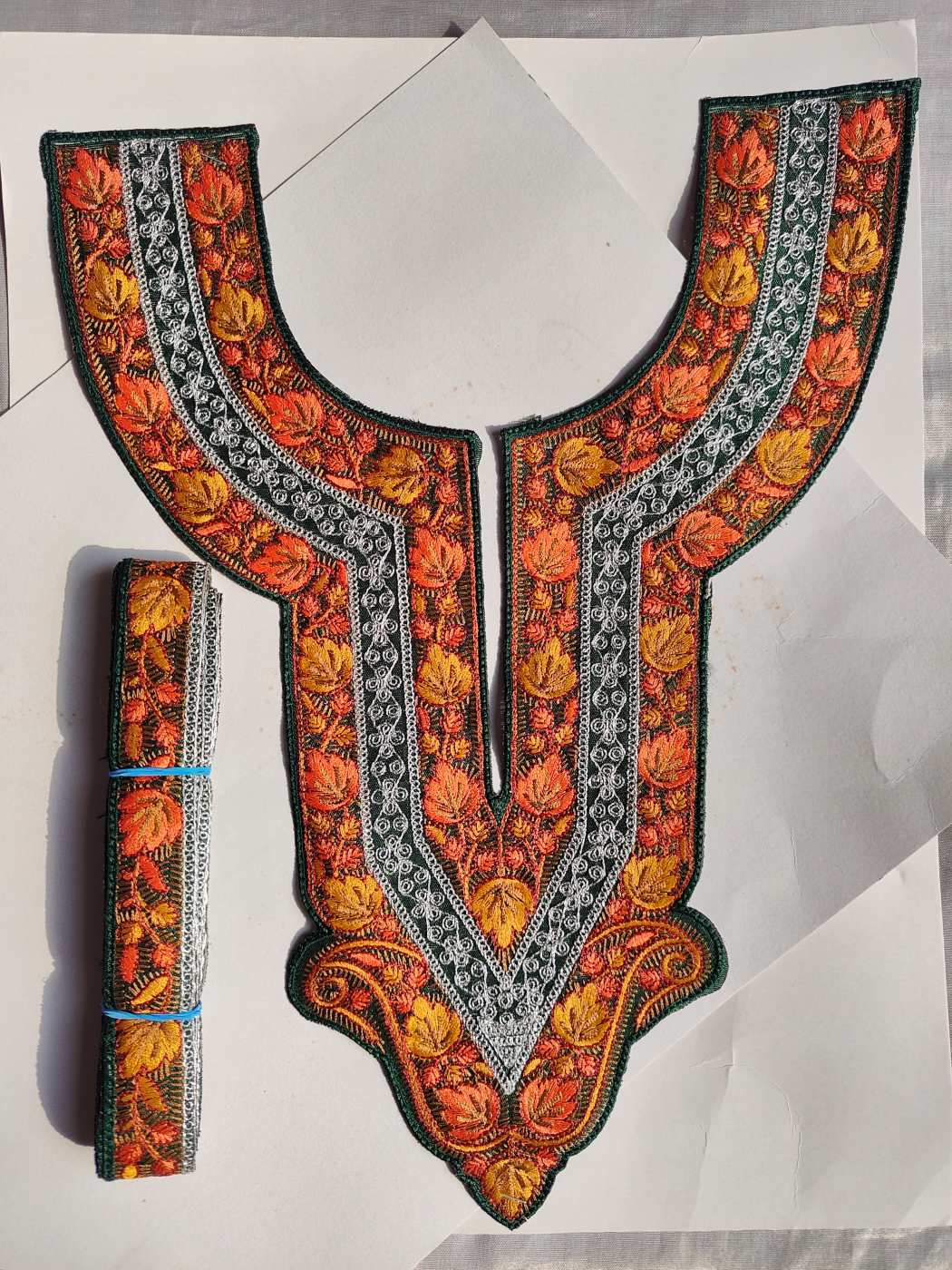 Dark Green Patch with Lace | Sozni and Tilla Embroidery Arzoo