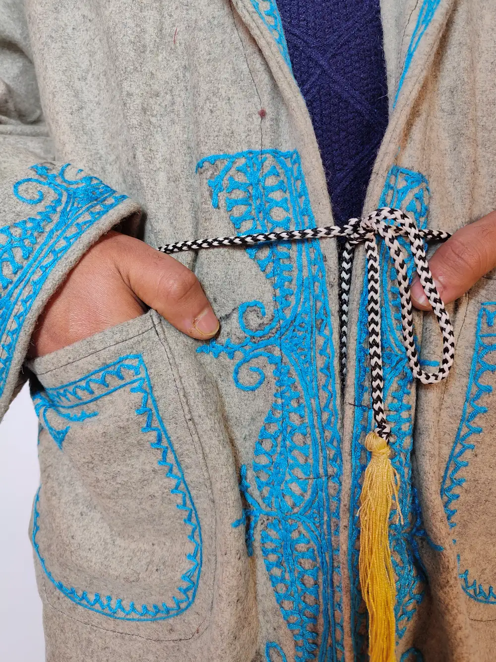 Kashmiri Grey Aaina Tweed Gown with Hand Aari Embroidery - Image 2