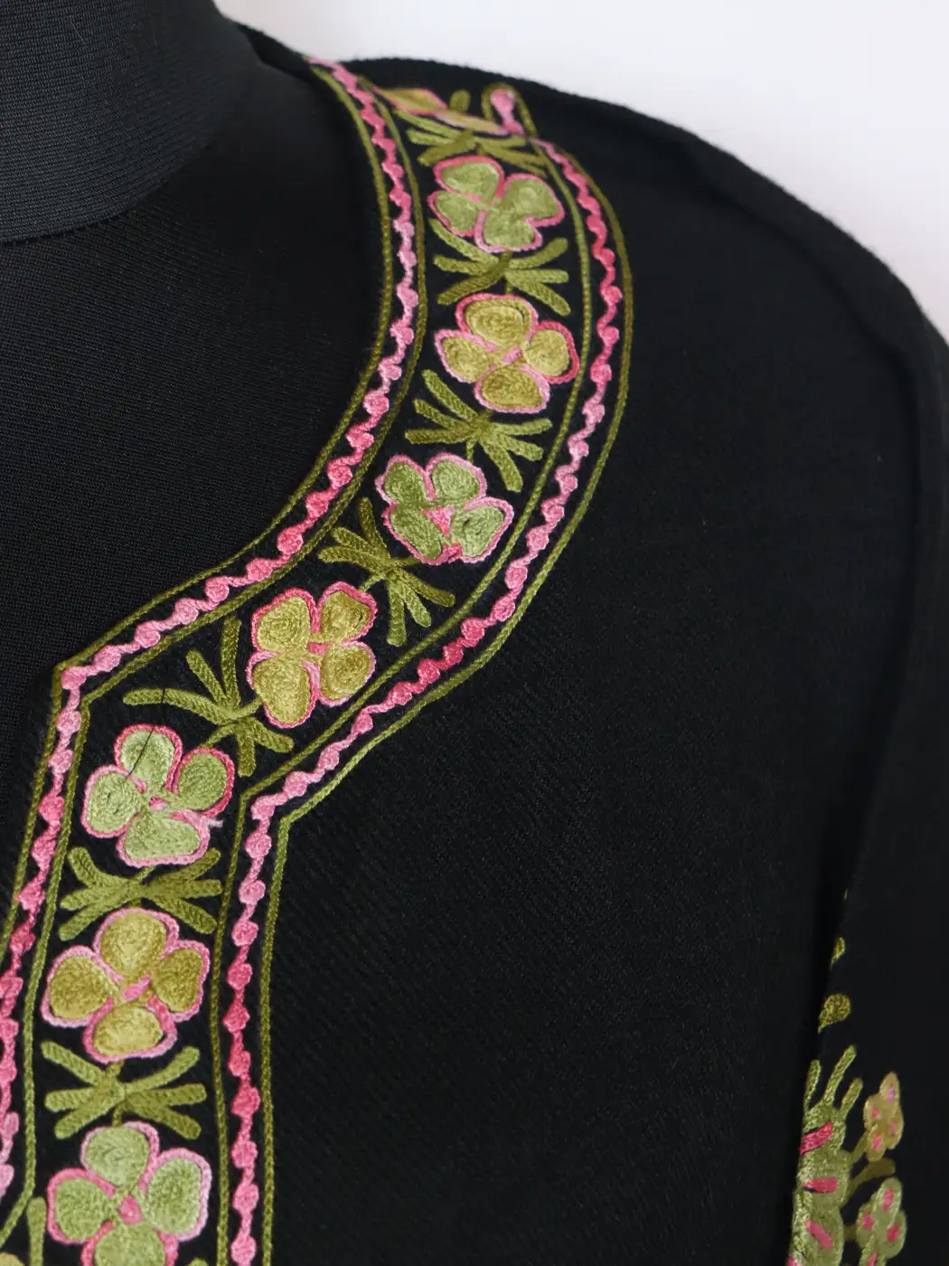 Taseer Black Pheran in Cashmilon Wool With Sleeve and Daman Aari Embroidery - Image 3