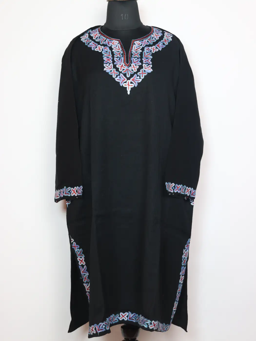 Shaan Black Pheran in Cashmilon Wool With Sleeve and Daman Aari Embroidery