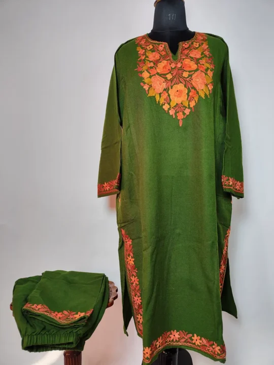 Green 2pc Long Kurti Set in Cashmilon Wool with Aari Embroidery Naziyah