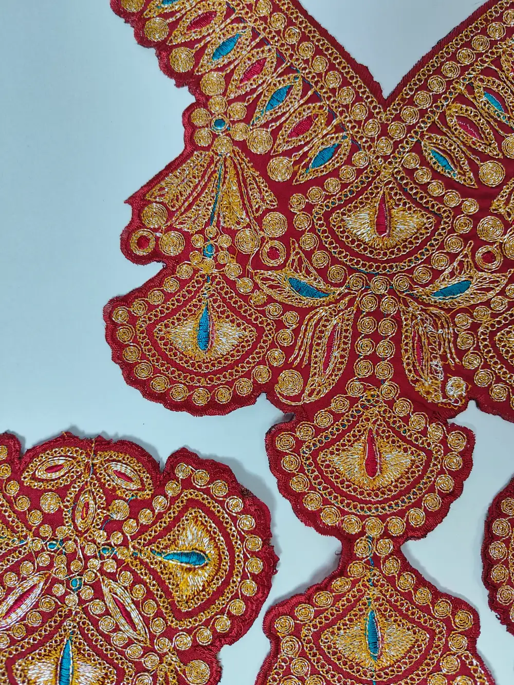 Mohabat Dark Red Patch with Copper Tilla Embroidery with Sleeves and Lace - Image 2