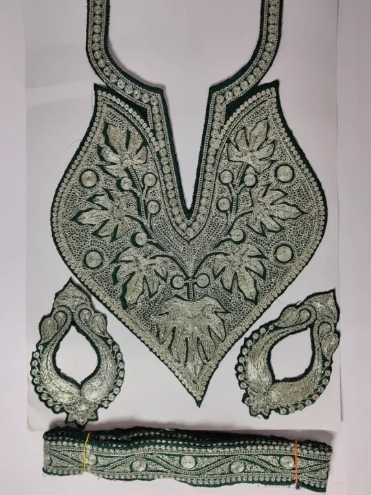 Tamannah Dark Green with Silver Tilla Embroidered Patch with Sleeves and Lace