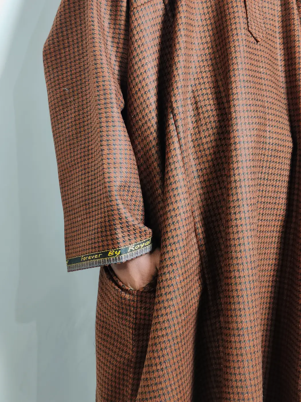 Mehrab Rust Copper Kashmiri Pheran in Tweed - Image 2