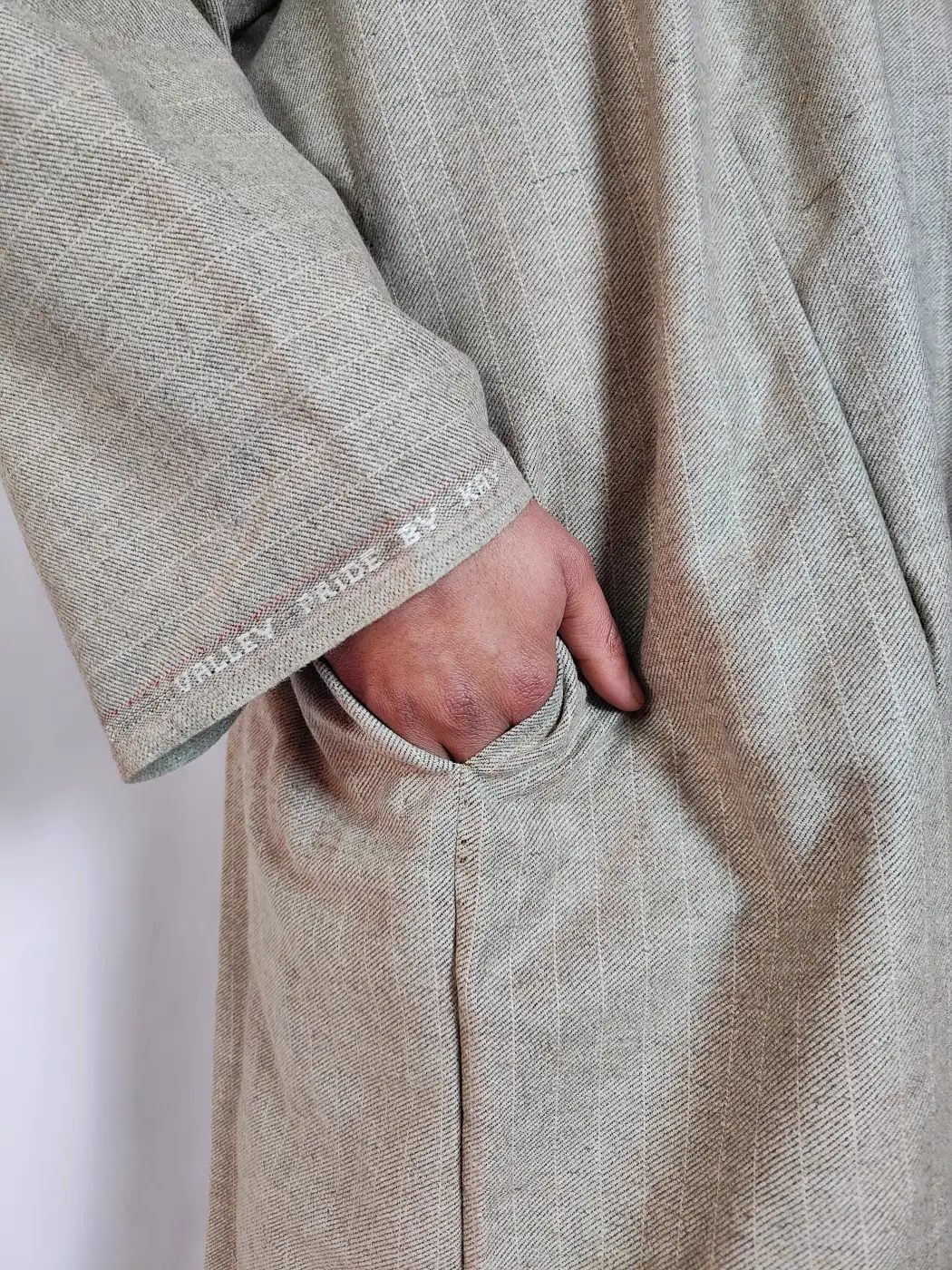 Sand Brown Kashmiri Pheran with Cap in Tweed Shandar - Image 3