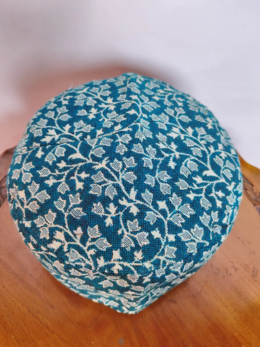 Nawabi Yousuf Green Kashmiri Kani Cap - Image 2