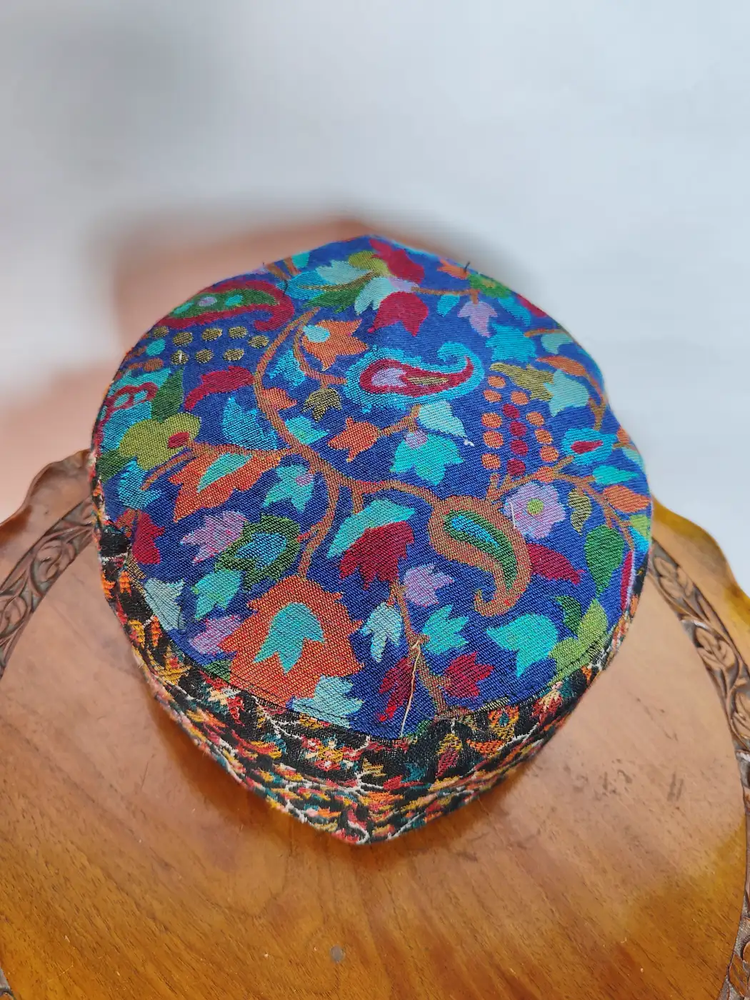 Kashmiri Kani Blue and Black Cap Sarfaraz - Image 2