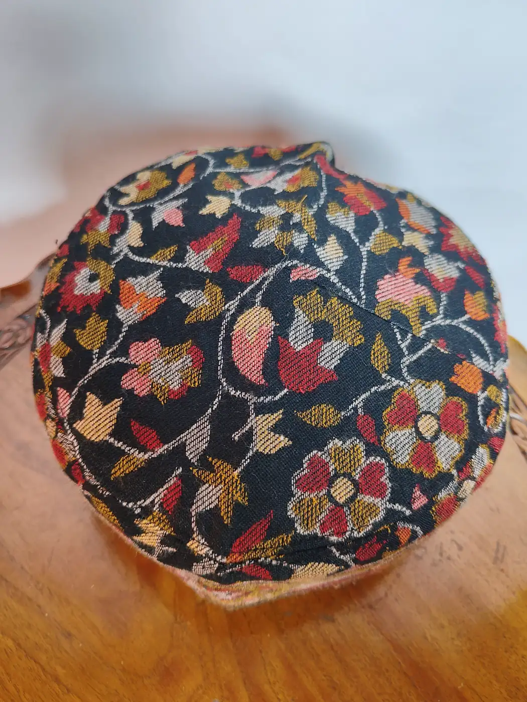 Aala Kashmiri Kani Black Cap Zameendar - Image 2