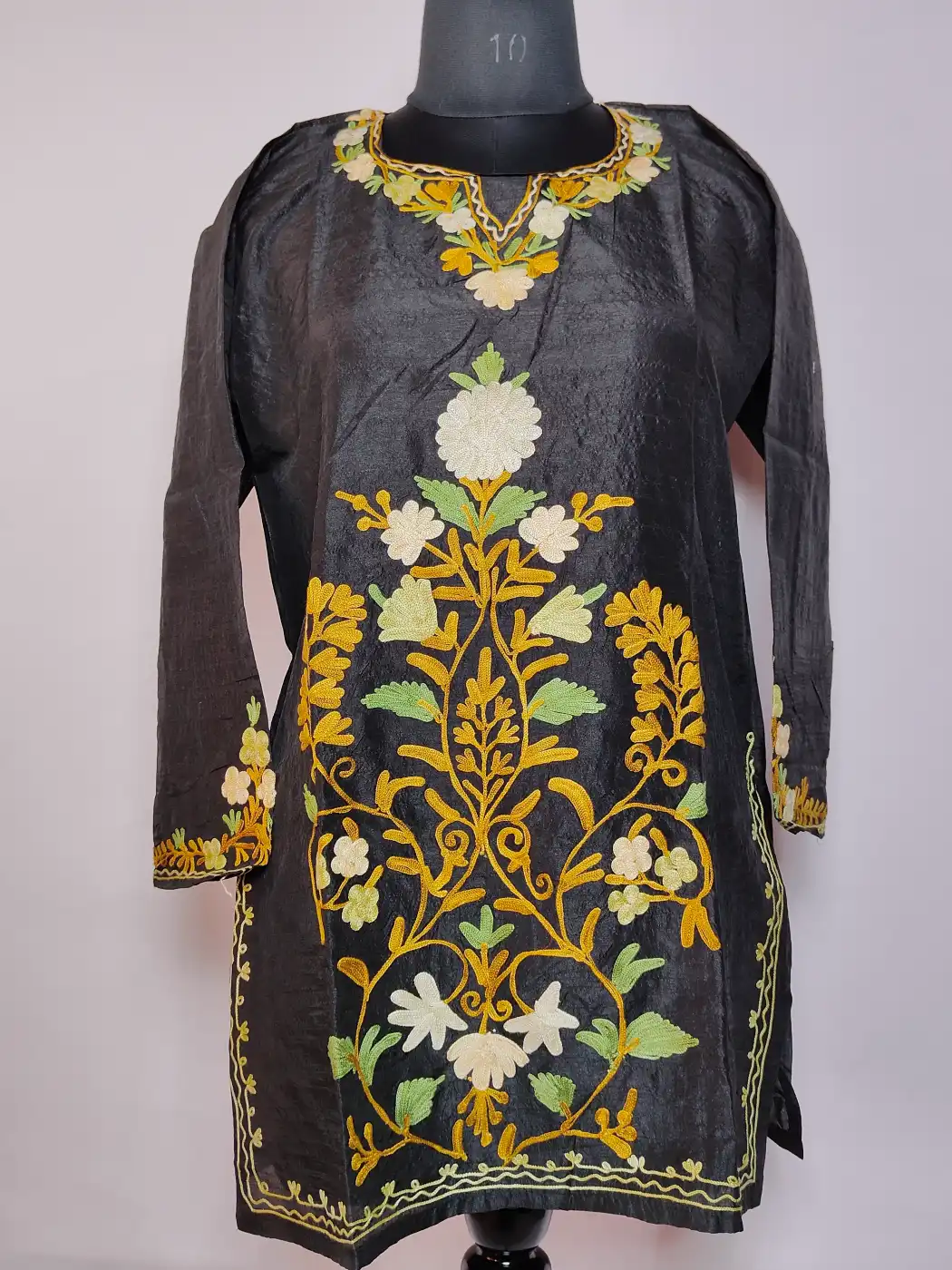 Aari Embroidery Haseen Short Kashmiri Kurti in Black Silk