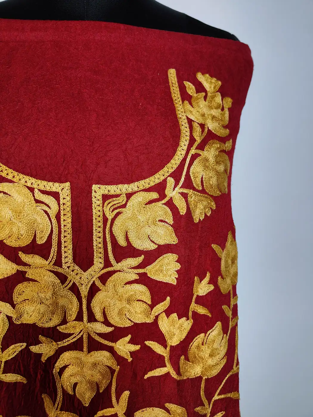 Maroon Salwar Kameez Aari Embroidery 2pc Suit Crush Cotton with Mehr Chinar Jaal | Akh Rang - Image 3