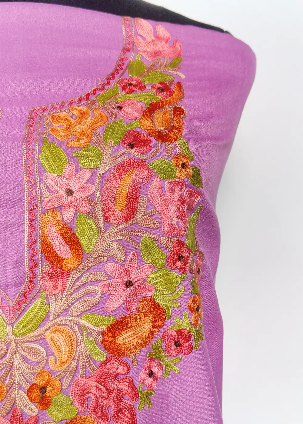 Bahar 2pc Smitten Pink Kashmiri Decent Suit in Summer Cool Cotton with Aari Embroidery - Image 3