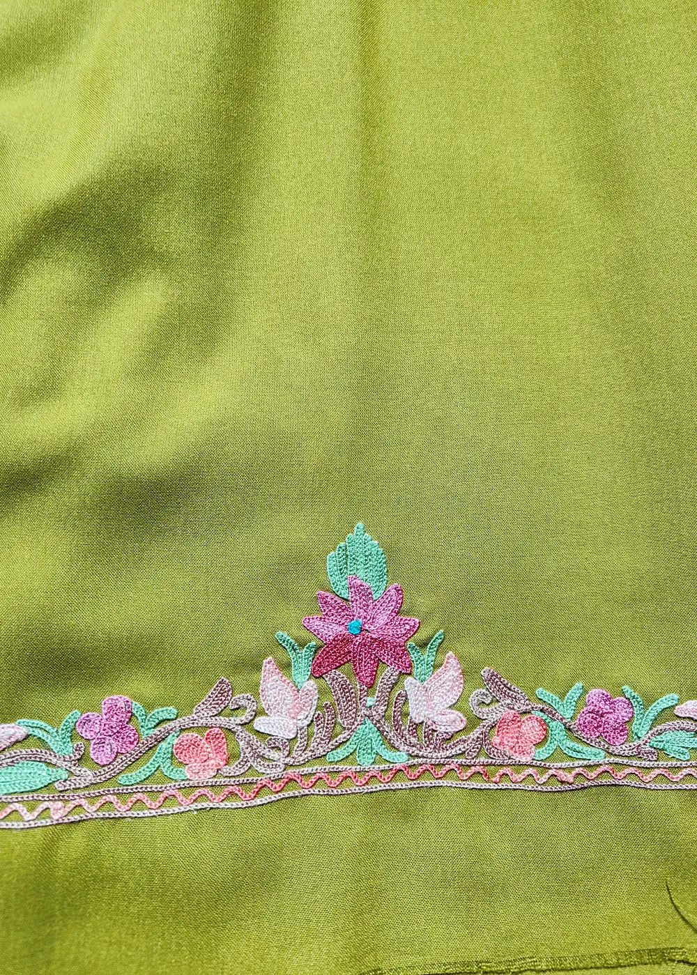 2pc Mehandi Green Kashmiri Embroidered Suit with Aari in Summer Cool Cotton Fiza - Image 4