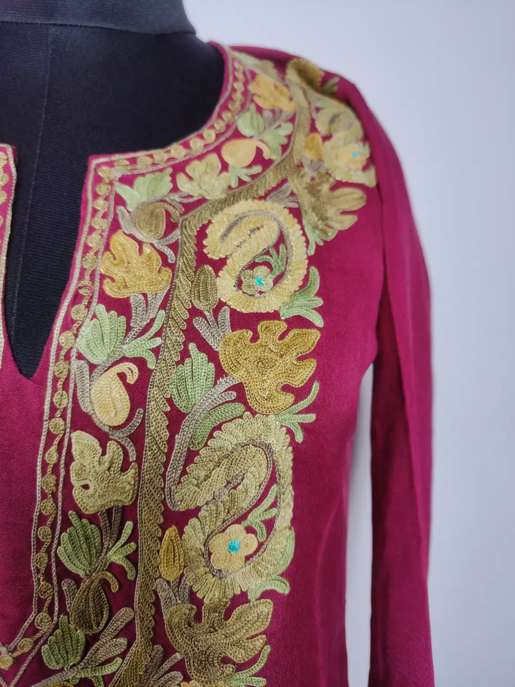 Maroon Summer Cool Cotton Kashmiri Sadaf Kurti | Aari Embroidery Rawayat - Image 3