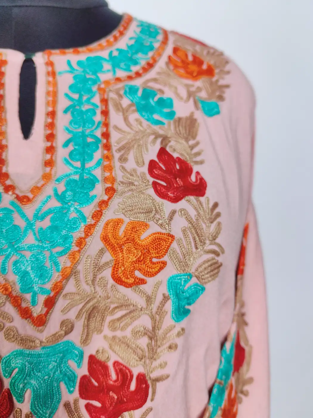 Kashmiri Short Summer Cool Hayat Co-ord Set with Aari Embroidery - Image 3