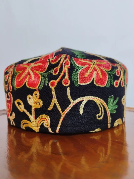 Aari Embroidery Sarfaraz Black Wool Cap