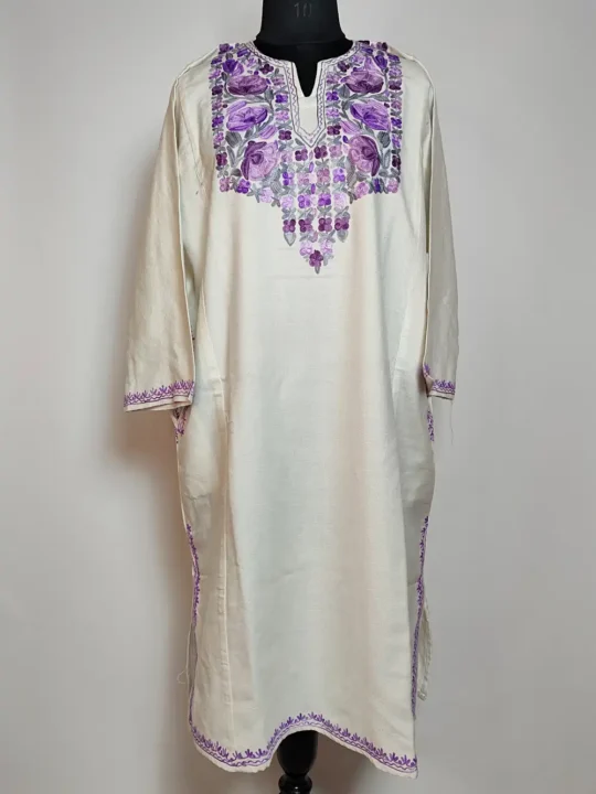 White Pheran with Aari Embroidery in Cashmilon Wool Gulnar