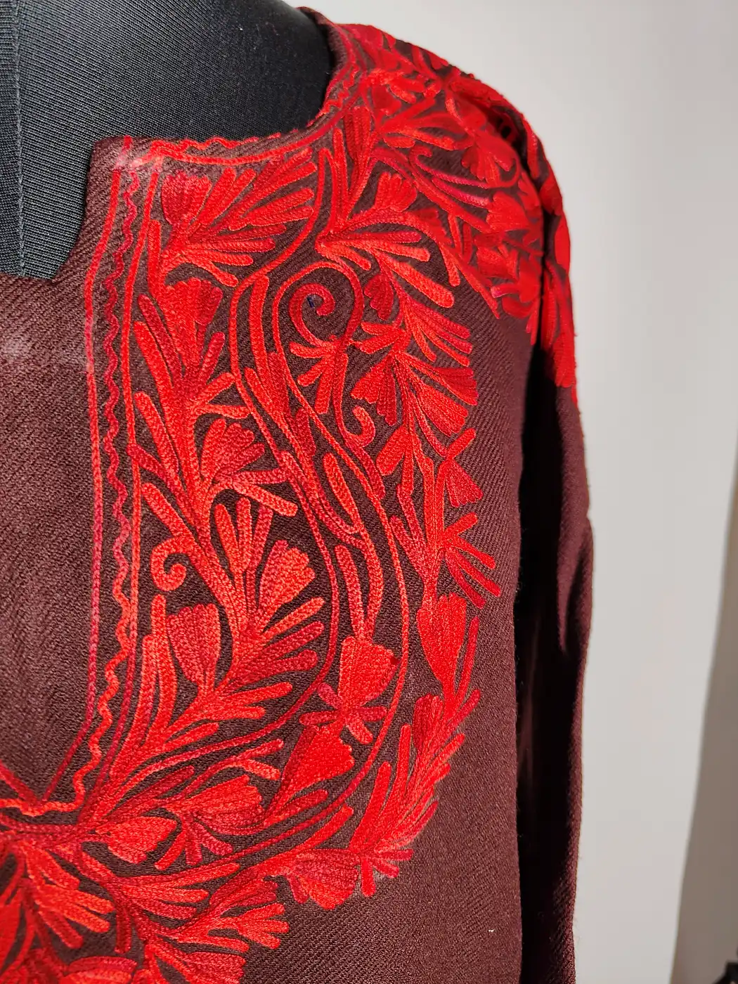 Behtreen Brown Pheran with Front Back Aari Work in Cashmilon Wool - Image 3