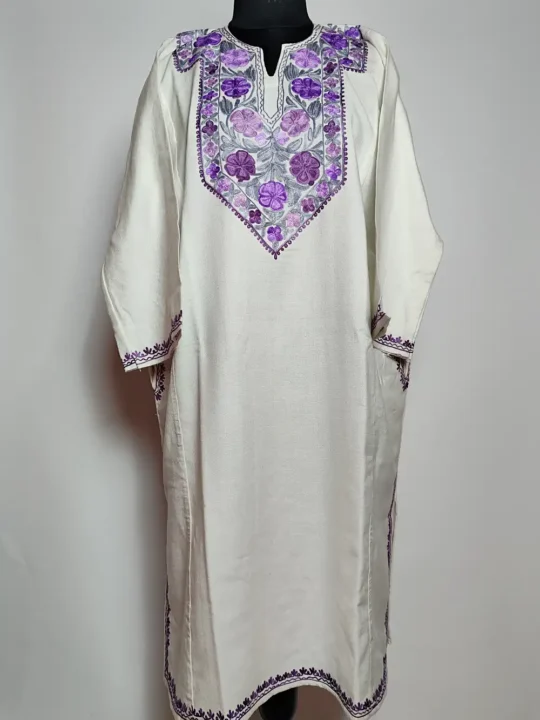 Embroidered Pheran in White with Aari Embroidery Harud in Cashmilon Wool