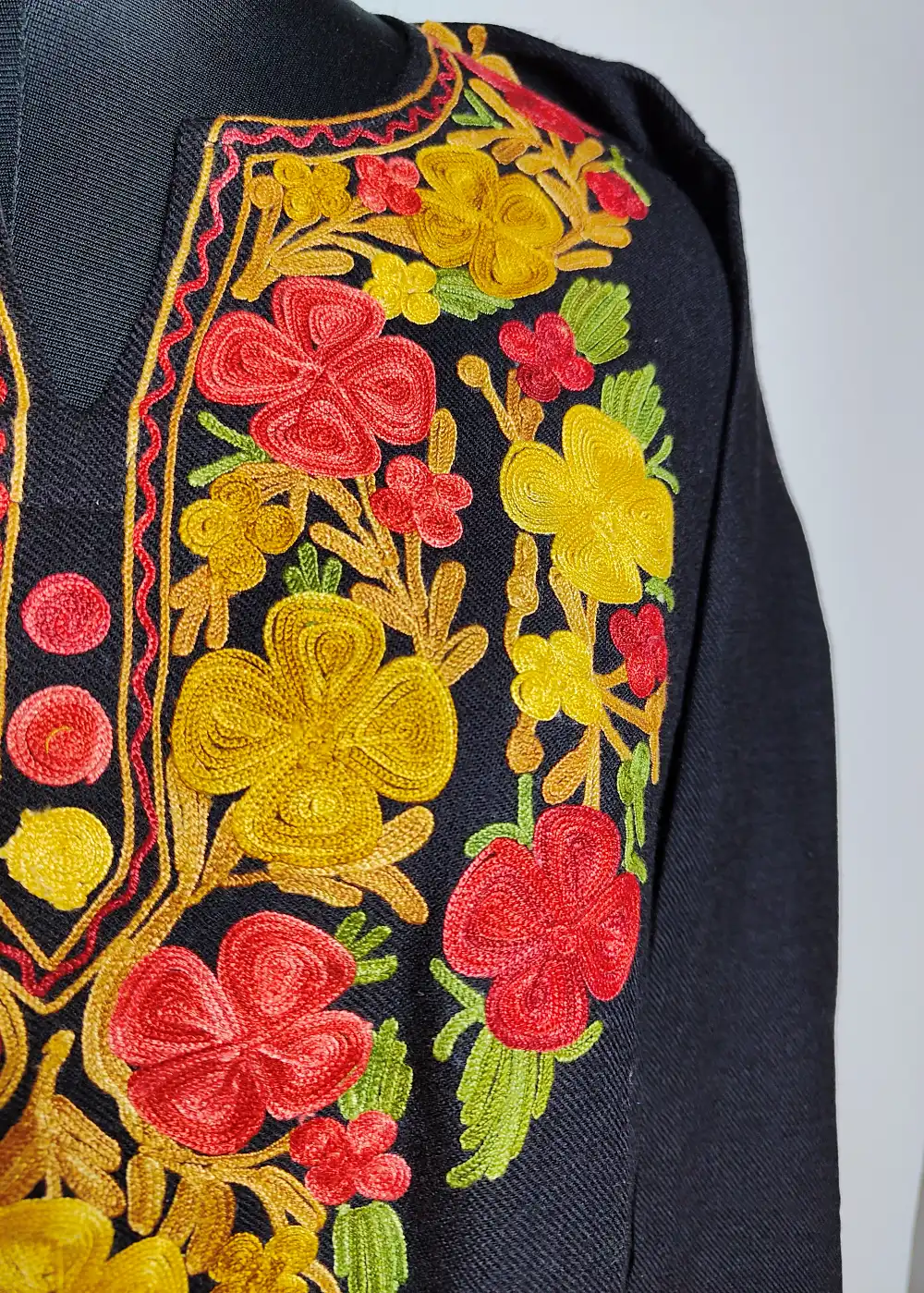 Embroidered Black Pheran Chaman with Aari in Cashmilon Wool - Image 3