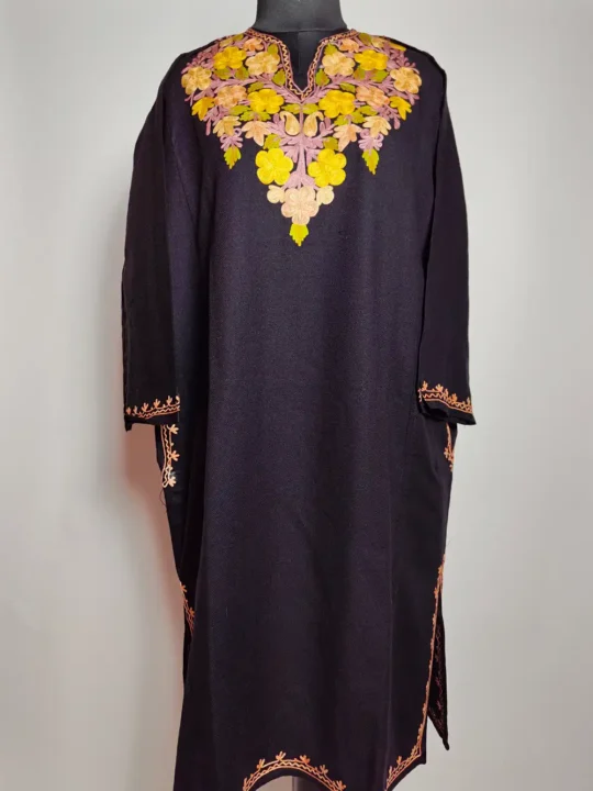 Woolen Sonzal Black Pheran with Aari Embroidery in Cashmilon