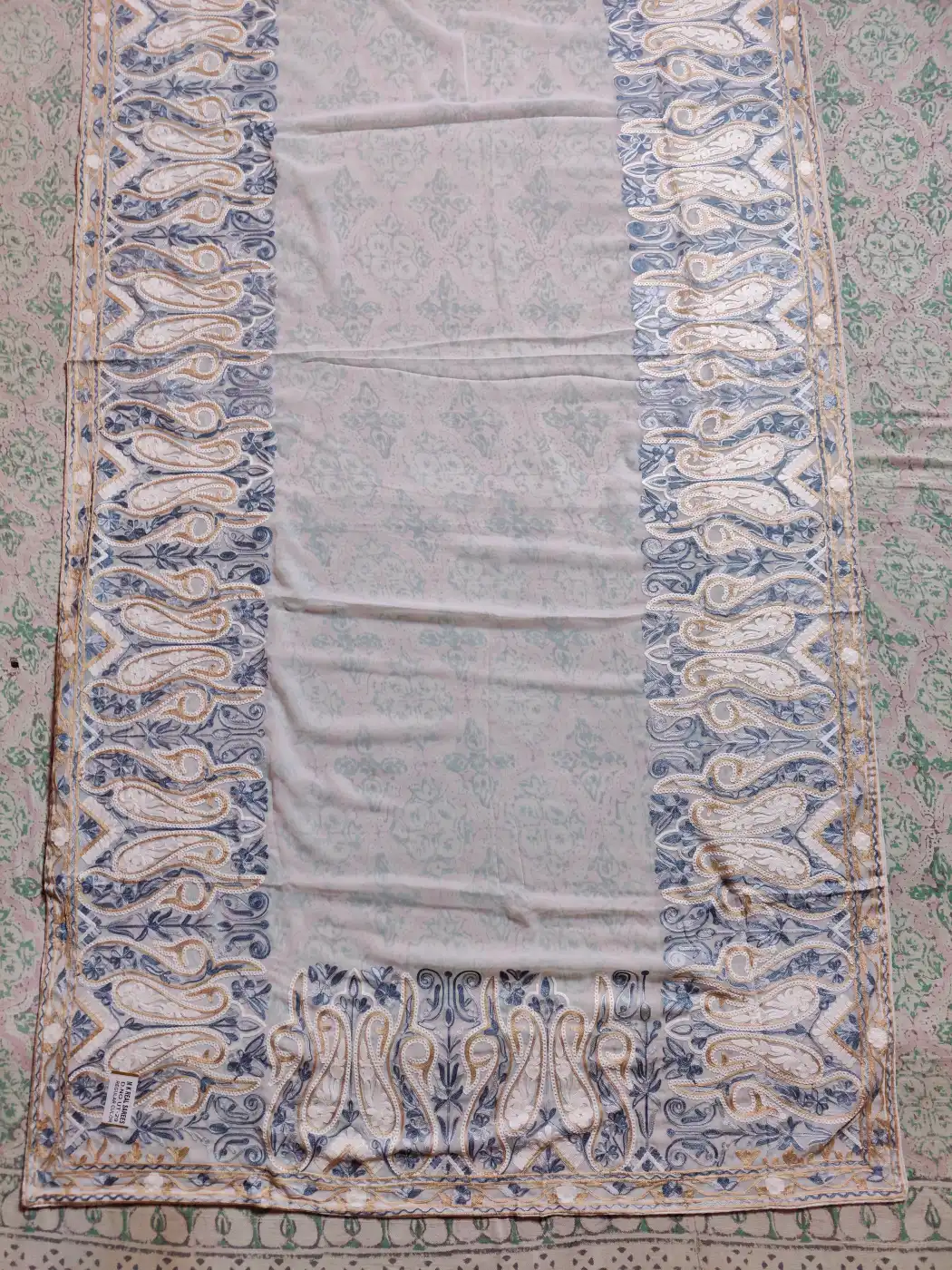 Abeha White Georgette Saree with Aari Work - Image 3