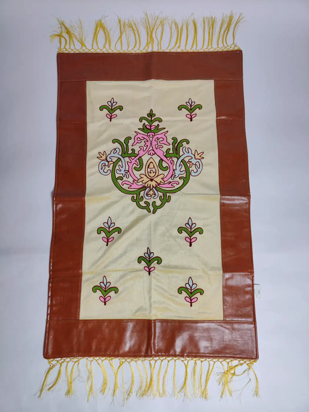 Kashmiri Beige Aari Embroidered Prayer Mat (3.4 x2 ft)