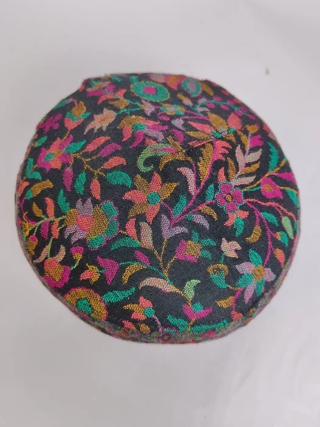 Mens Kashmiri Kani Black Cap - Image 3