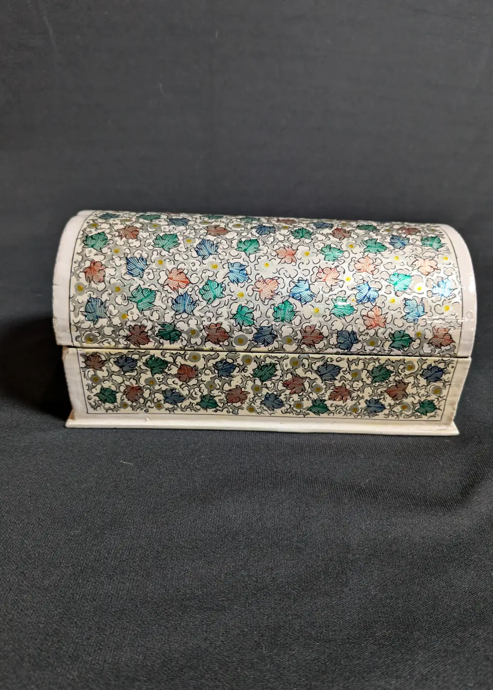 Guldaan Hand-Painted Kashmiri Chinar Design Paper Mache Bangle Box