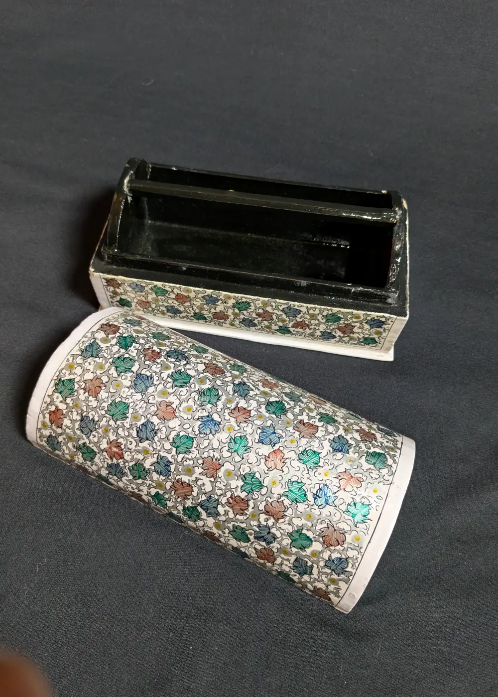 Guldaan Hand-Painted Kashmiri Chinar Design Paper Mache Bangle Box - Image 2